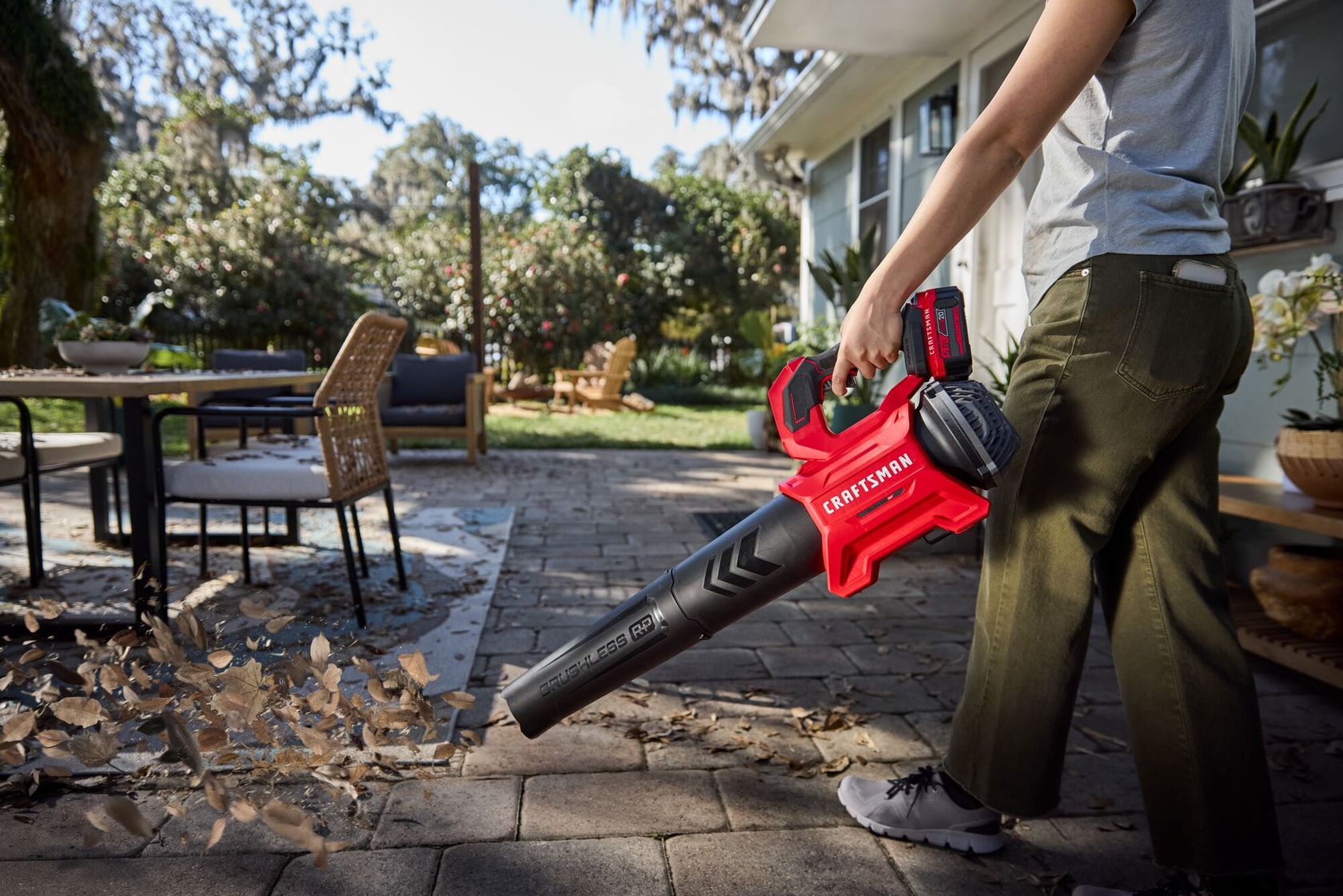CRAFTSMAN V20* BRUSHLESS RP™ Blower in use