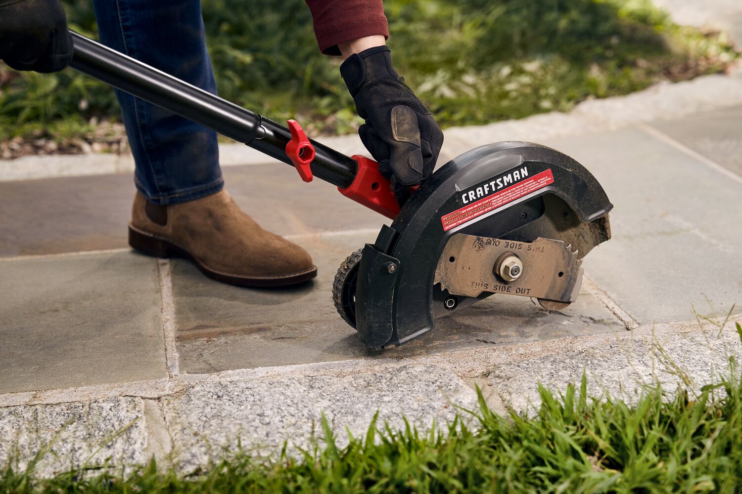 Integrated edge guide feature of cordless edger tool only.