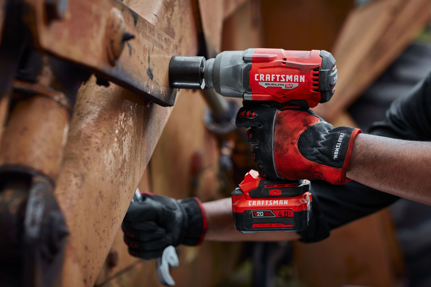 V20 BRUSHLESS RP High Torque Impact Wrench in use