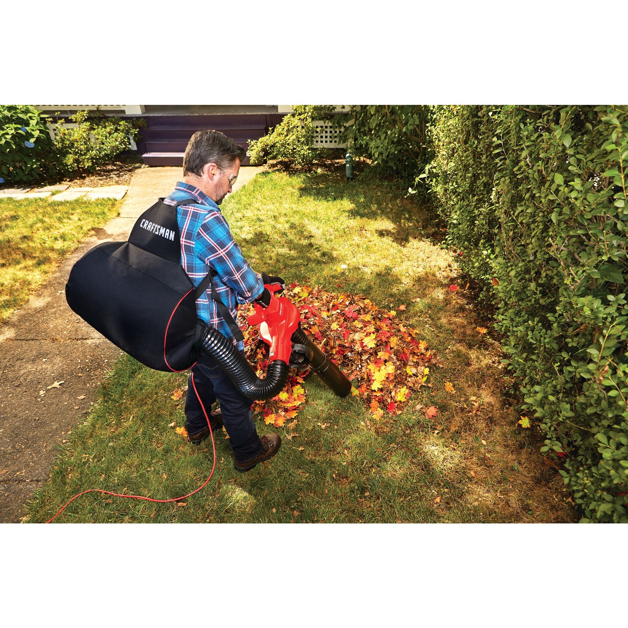  BLACK+DECKER 3-in-1 Electric Leaf Blower, Leaf Vacuum/Mulcher,  Corded, 12-Amp (BV6600) : Patio, Lawn & Garden